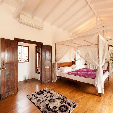 A 03 Bedroom Villa In Galle Fort With Roof Terrace & Pool מראה חיצוני תמונה
