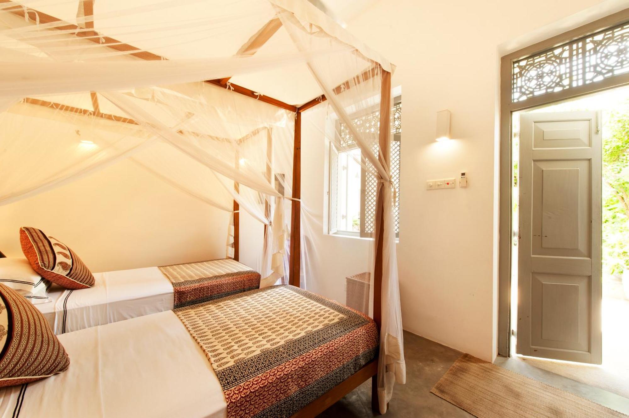 A 03 Bedroom Villa In Galle Fort With Roof Terrace & Pool מראה חיצוני תמונה