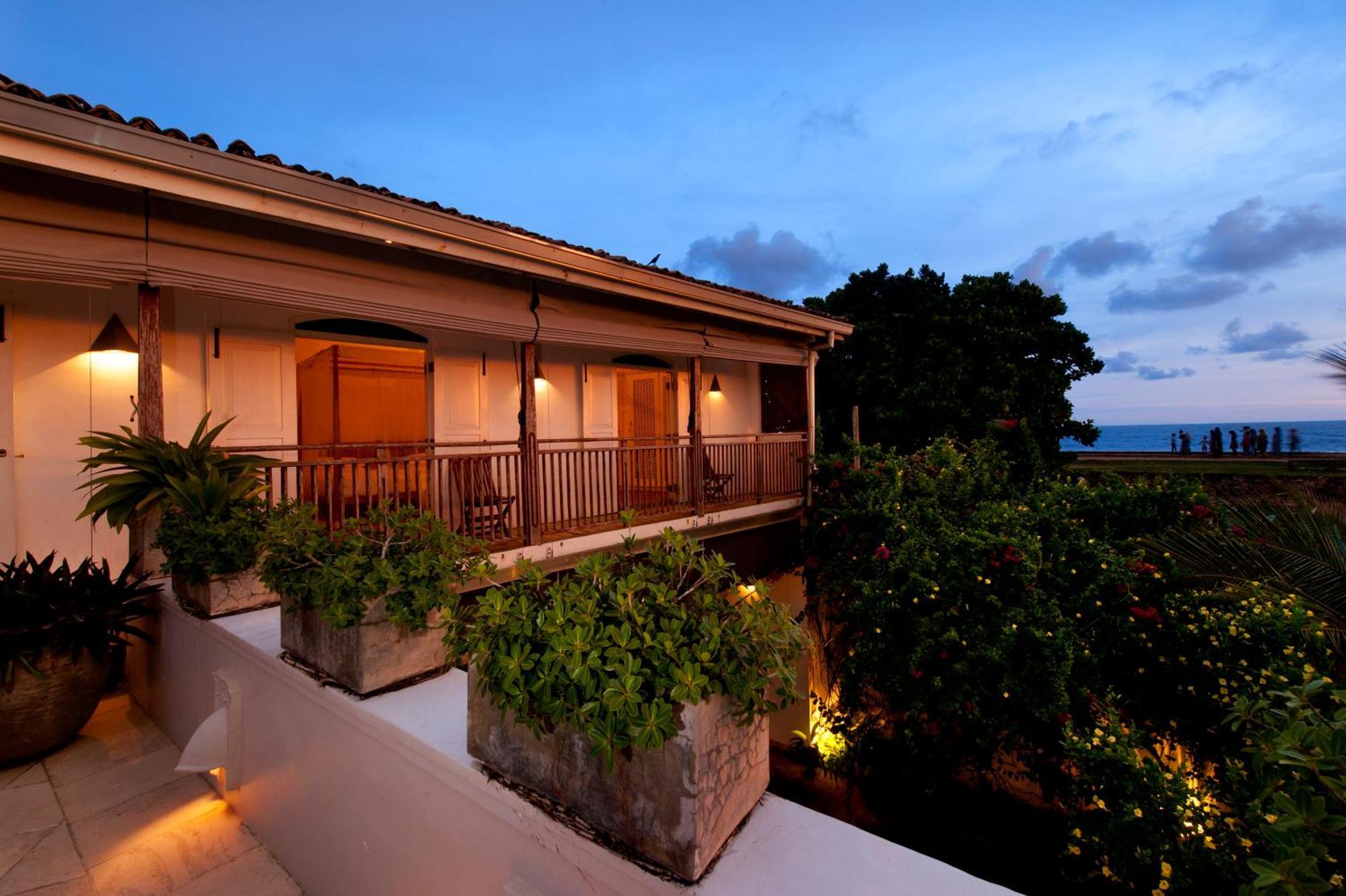 A 03 Bedroom Villa In Galle Fort With Roof Terrace & Pool מראה חיצוני תמונה