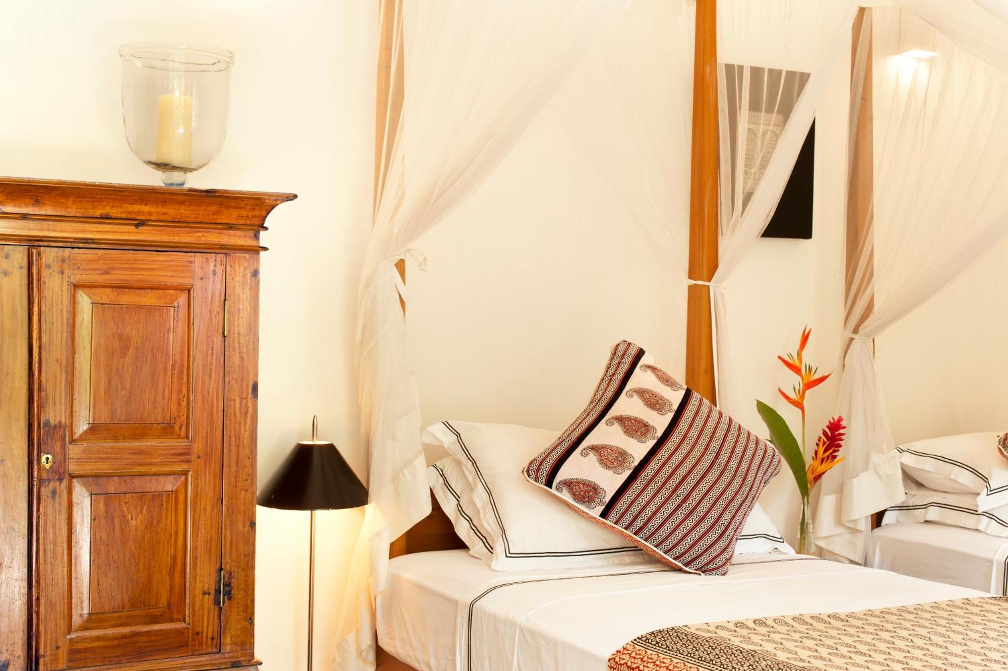 A 03 Bedroom Villa In Galle Fort With Roof Terrace & Pool מראה חיצוני תמונה